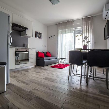 Апартаменты Studio Apartman Nina Риека Экстерьер фото